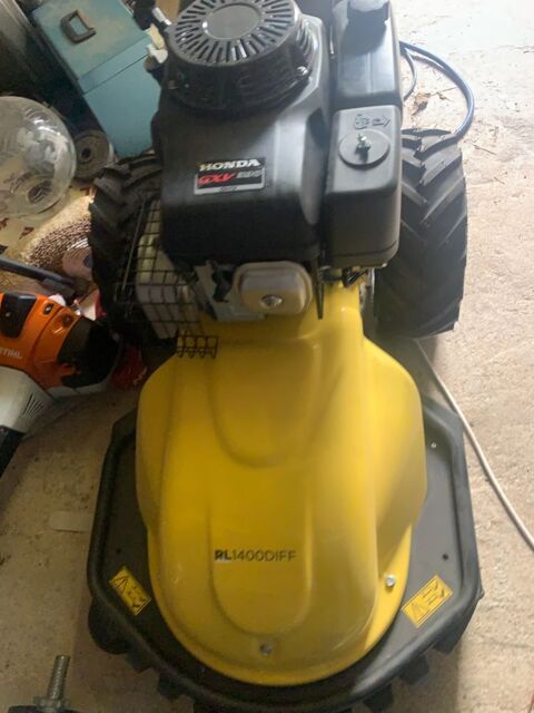 D�broussailleuse roque et lecoeur 100% NEUVE 2900 Apt (84)