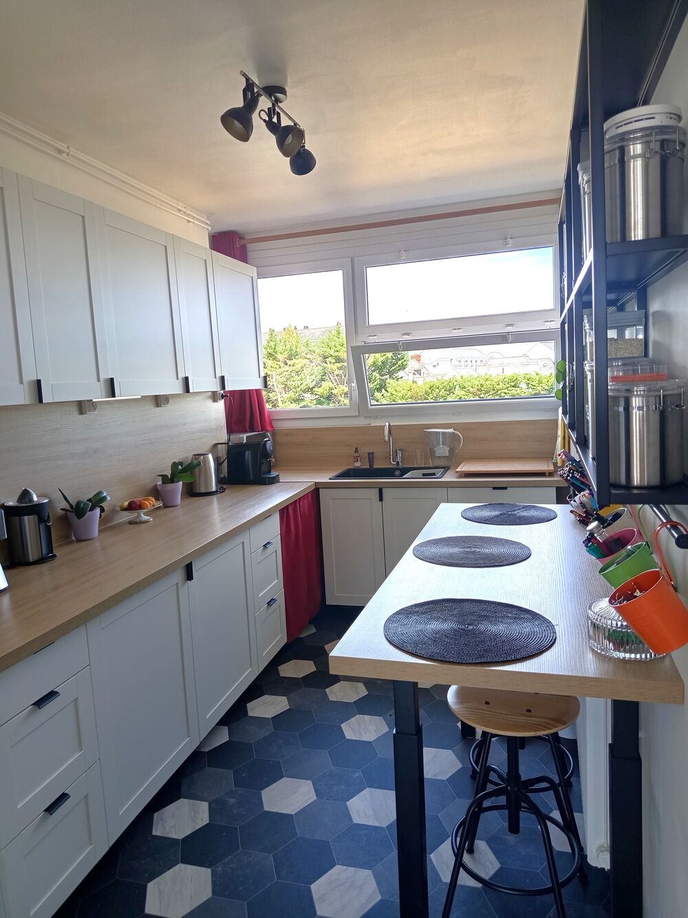 Vente Appartement Appartement 4 pièces entièrement rénové - 81 m² - Angers Angers