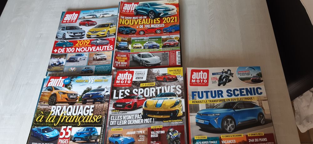 36 NUMEROS AUTO MOTO Livres et BD