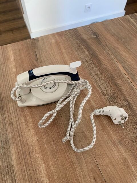 Fer � repasser de voyage 6 Saleilles (66)