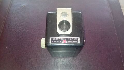 Appareil photo brownie flash caméra 15 Tarbes (65)