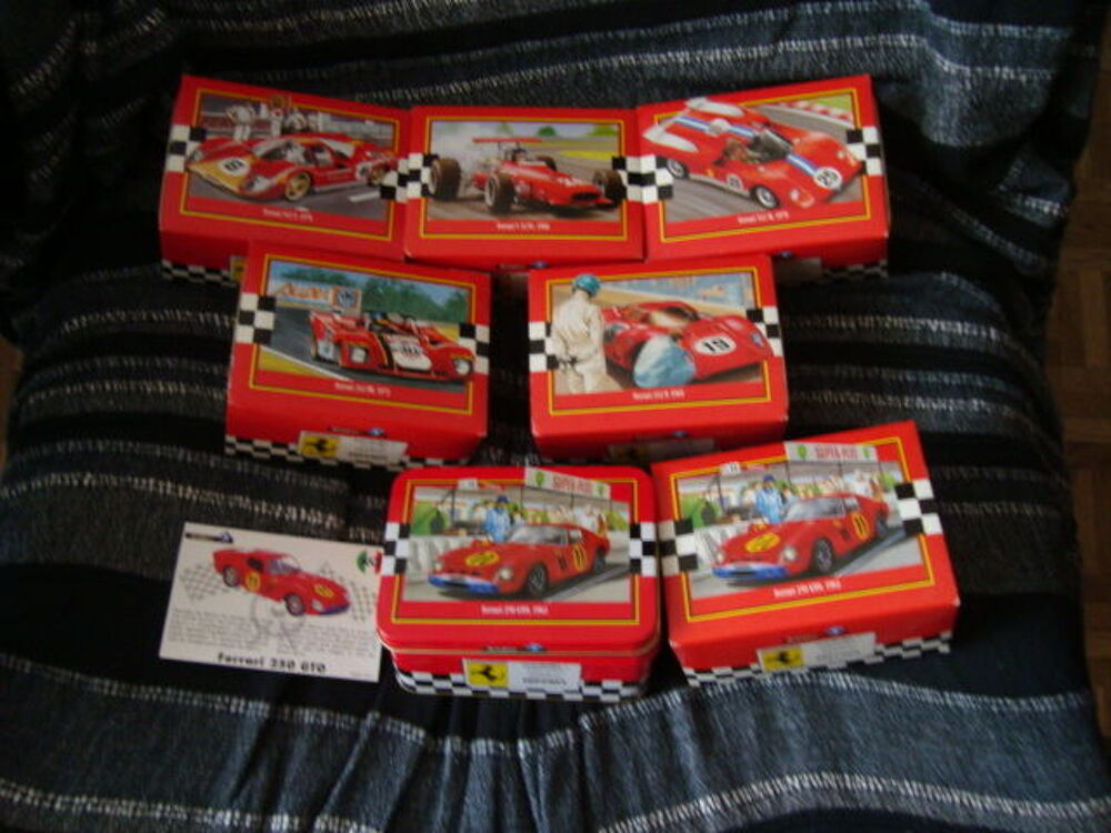voiture solido en boite m&eacute;tal Jeux / jouets