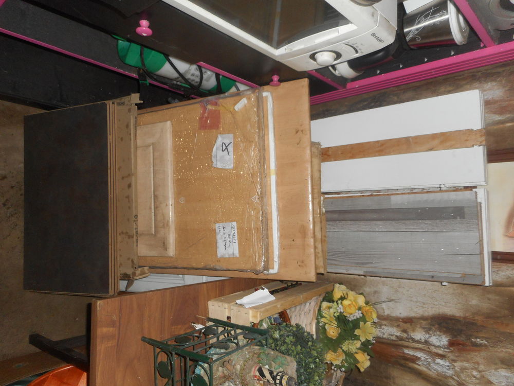  lot de rouleau papier peints etc lot de divers planches Bricolage