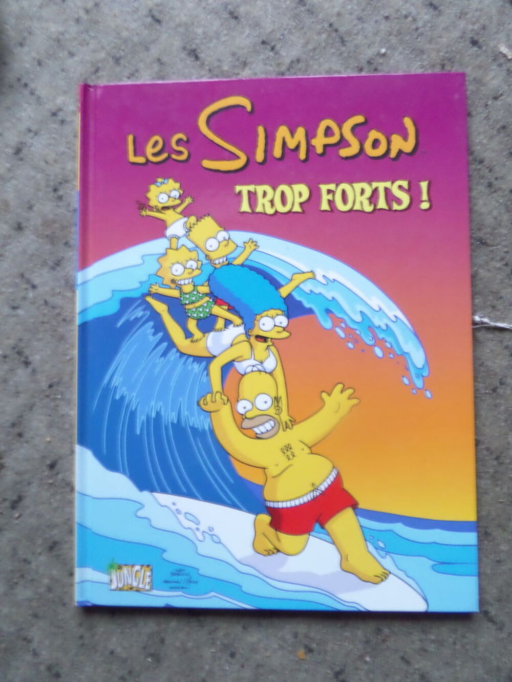 9 bandes dessin&eacute;es des SIMPSON Livres et BD