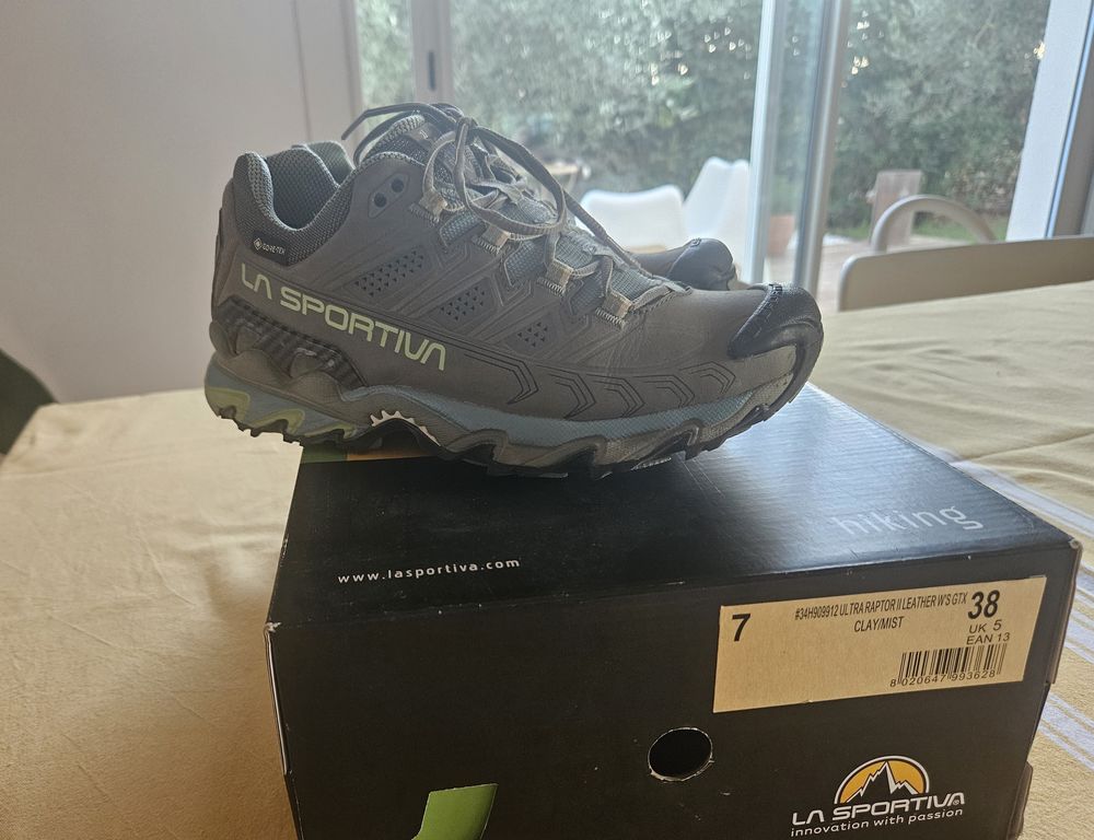 CHAUSSURES DE RANDONNEE FEMME - LA SPORTIVA - 38 Chaussures