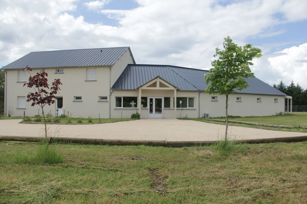   Salle pr 120 et gte pr 25 : mariages, ftes, vacances... Centre, Cand-sur-Beuvron (41120)