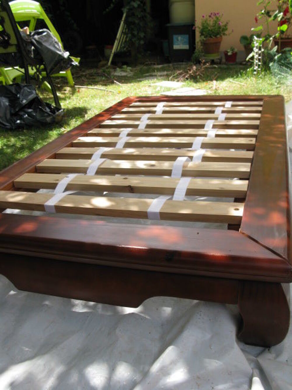 Armature de banquette basse en bois Meubles