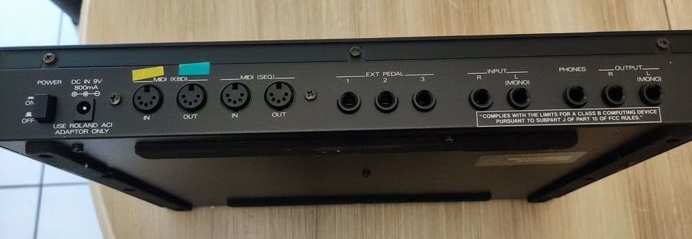 ROLAND RA 50
REAL TIME ARRANGER Instruments de musique