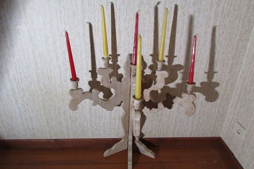 Chandelier en bois, tr&egrave;s festif et unique .... Décoration