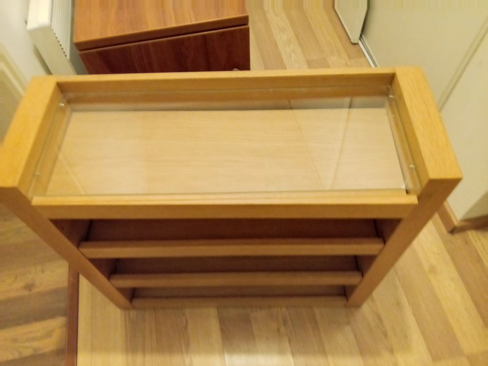 vitrine ikea est tables de chevet etageres Meubles