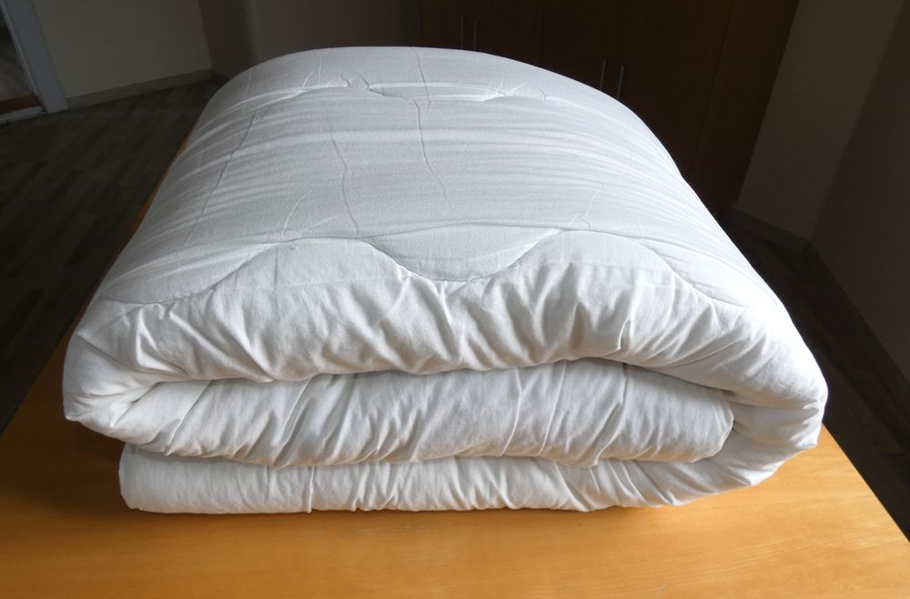 Couette, oreiller et parure pour lit 190x90 cm Décoration