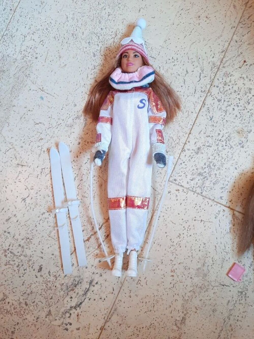 Barbie reconditionn&eacute;es et habill&eacute;es Jeux / jouets