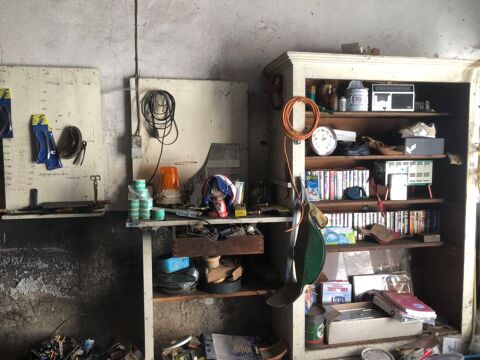 Lot meuble de travail 40 Passavant-la-Rochère (70)