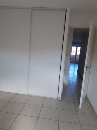  Appartement à louer 3 pièces 59 m² Sorède