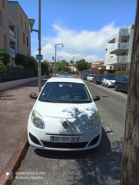 Renault twingo 2 moteur éco 2 bon état Ct