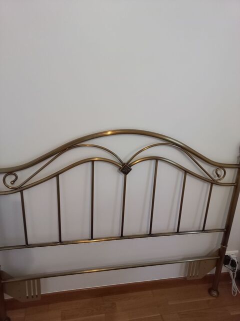 Tte de lit  40 Lzinnes (89)