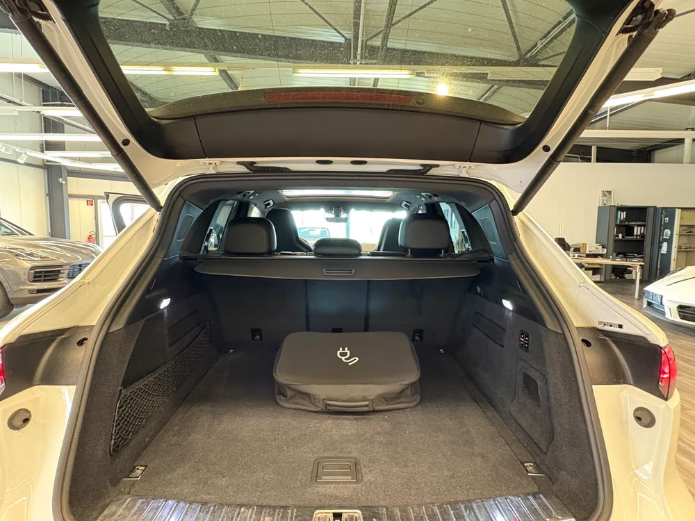 Cayenne E-Hybrid 3.0 V6 462 ch Tiptronic BVA 2019 occasion 83000 Toulon