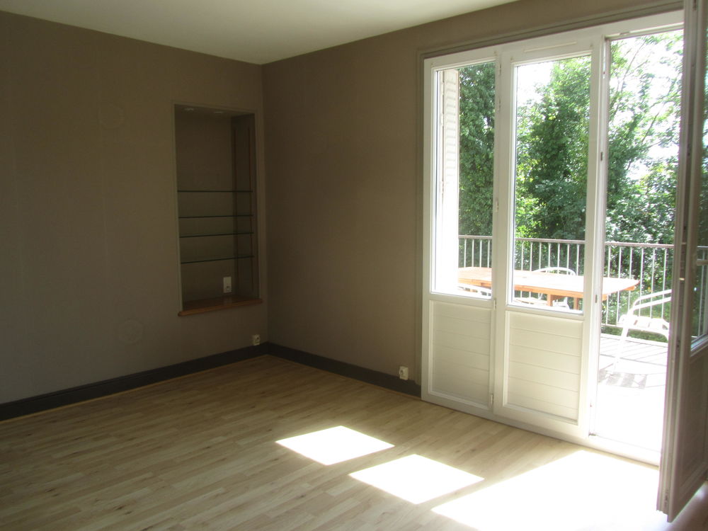 Location Appartement F2 - terrasse - garage - libre de suite Auxerre