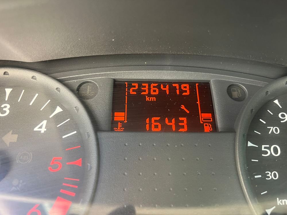Clio III dCi 70 115g eco2 Business 2010 occasion 33530 Bassens