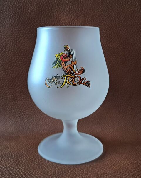 verre à bière opacifié 
la cuvée des trolls 
25 cl
6 Carnon Plage (34)