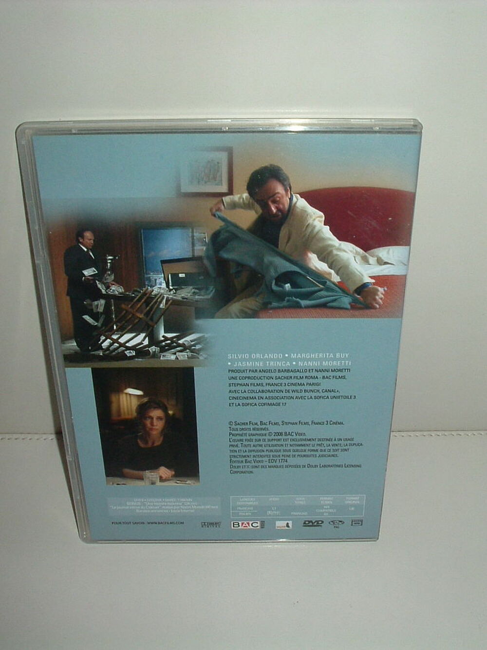 DVD du film Le Ca&iuml;man DVD et blu-ray