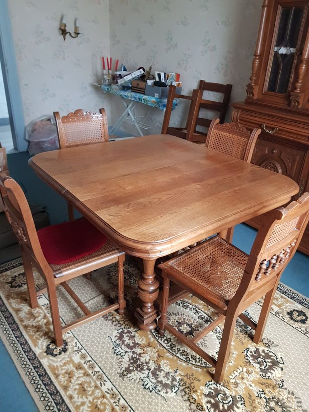 meuble ancien , &amp; table et 4 chaise Meubles