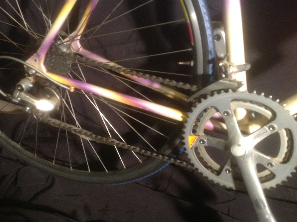 V&eacute;lo de route Cadre By VITUS FUTURAL
CHIMANO RX 100
Vélos