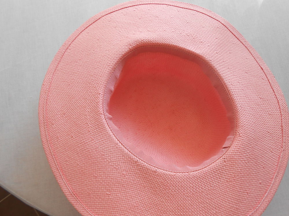 Chapeau de paille rose pour femme Vêtements