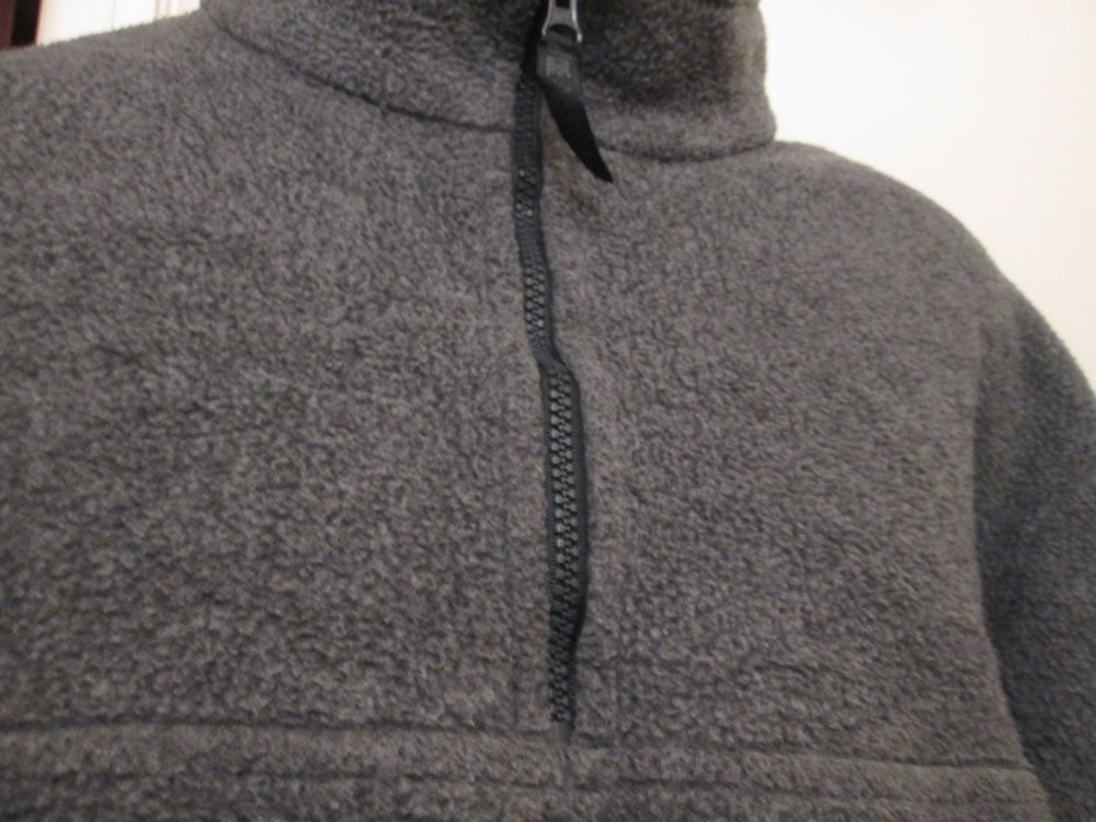 Sweat gris demi-zipp&eacute; J. Crew Vêtements