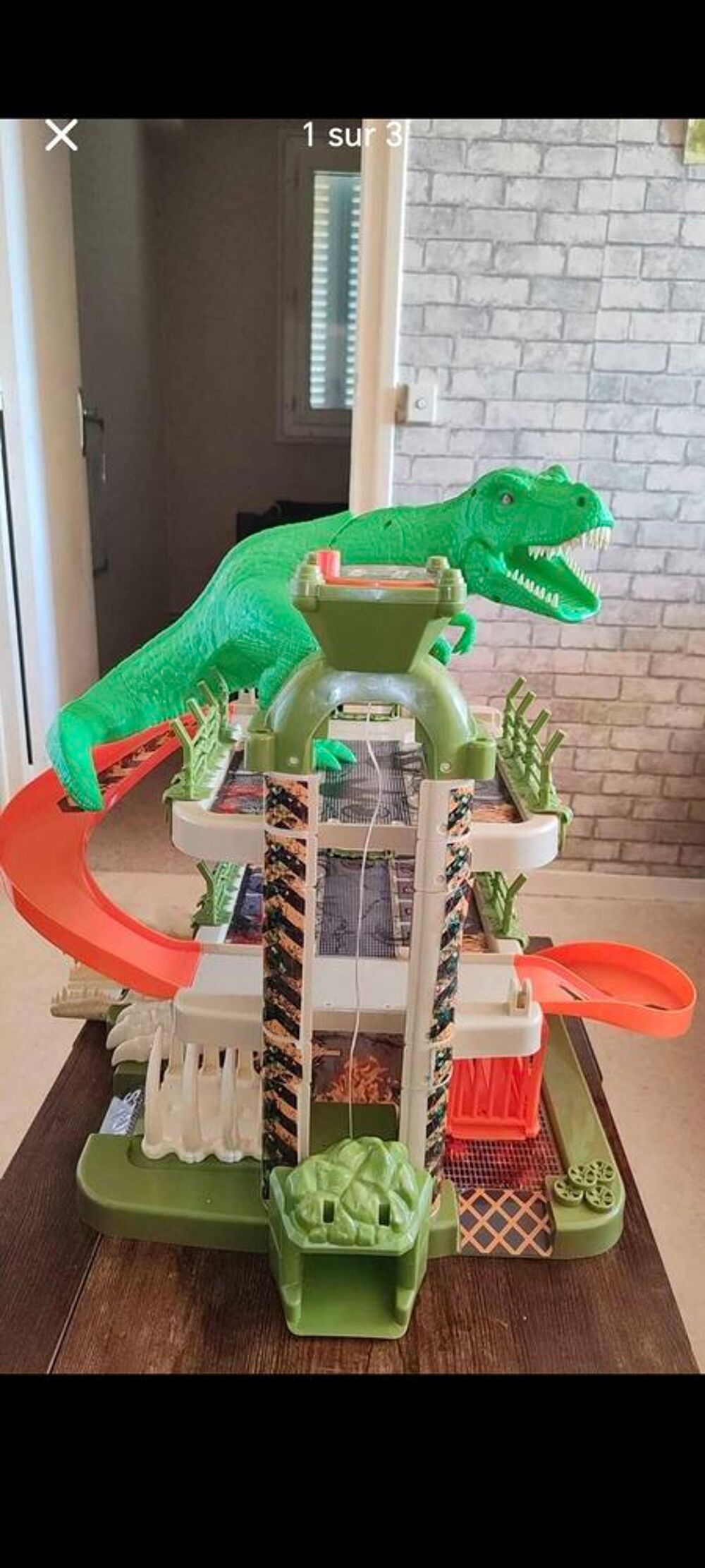 circuit dinosaure Jeux / jouets