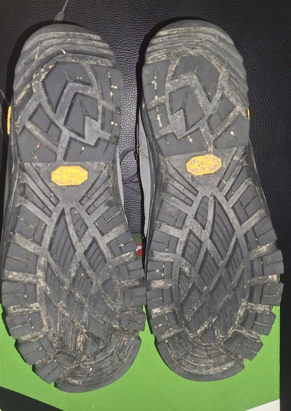 Chaussures rando quasi neuves Chaussures