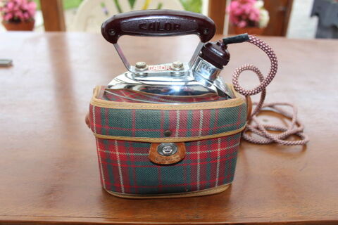 Petit fer a repasser 
18 Li�vin (62)