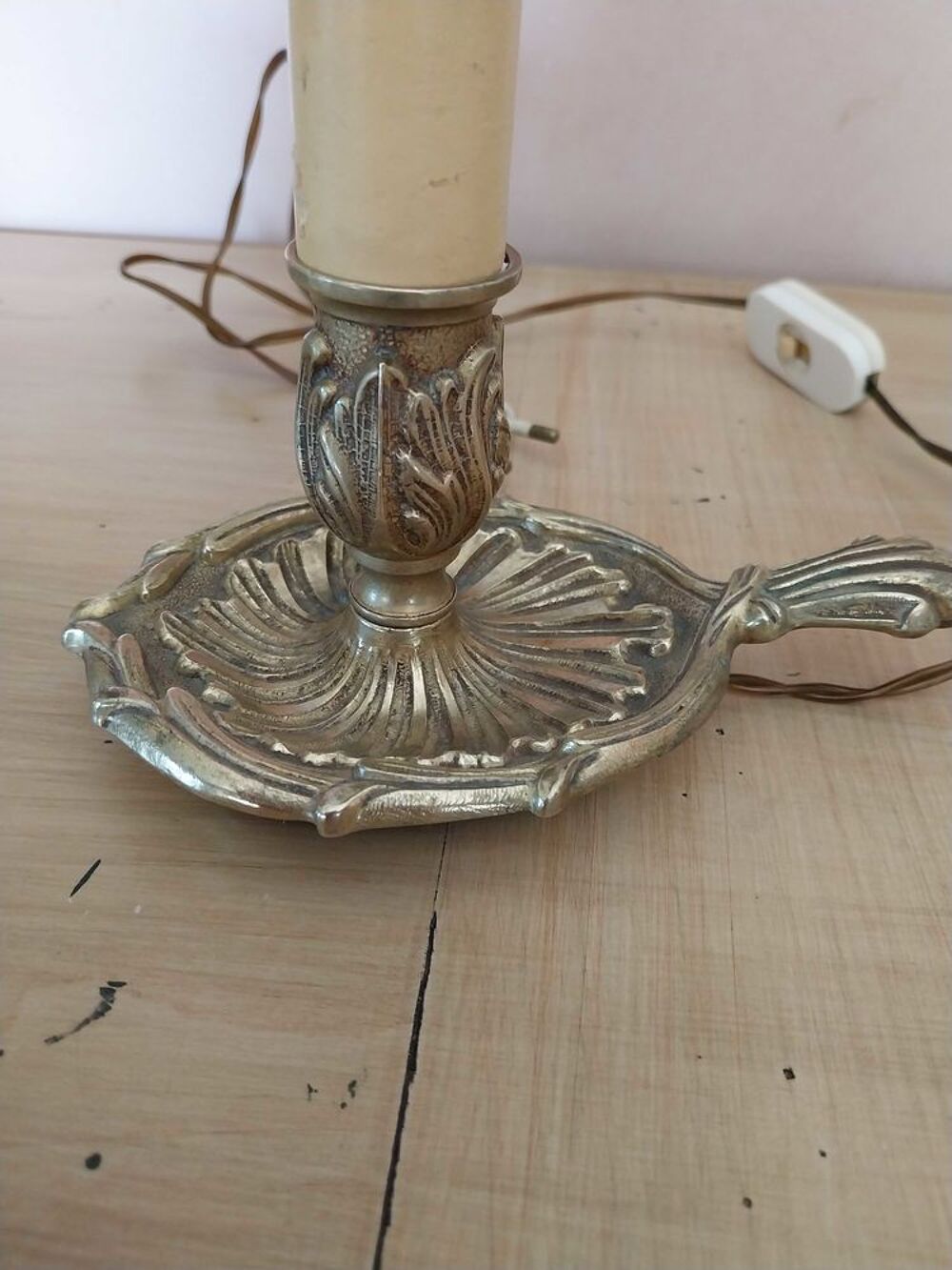 Pied de lampe &agrave; poser en bronze Décoration