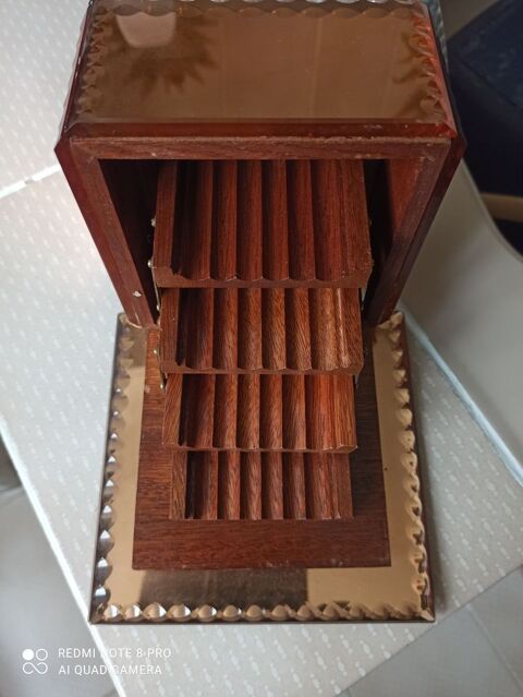 Pr�sentoir+� +cigarettes+miroir 15 Orvault (44)