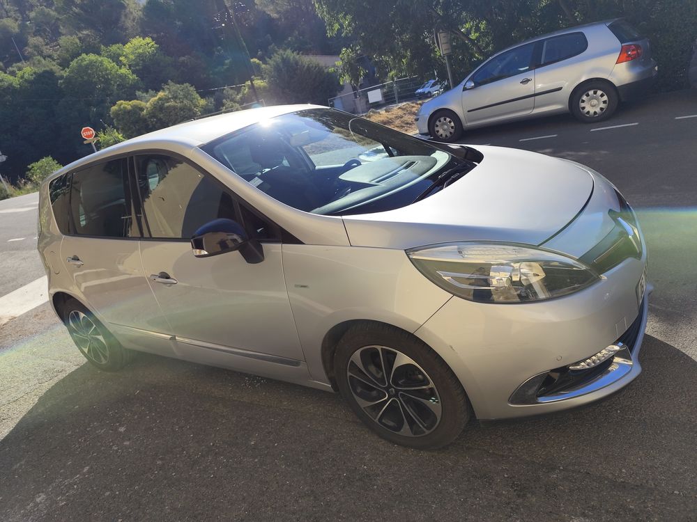 Sc&eacute;nic III Scenic dCi 110 Energy FAP eco2 Bose Edition 2014 occasion 83570 Cotignac