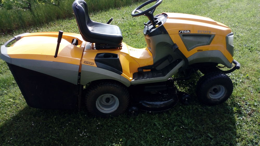 tracteur tondeuse avec ramassage moteur NEUF Jardin