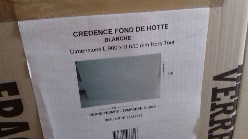 3 cr&eacute;dences neuves verre translucide 60*90cm
60 l'unite Cuisine