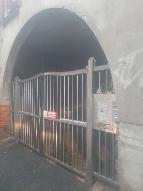  Parking / Garage � louer 10 m�