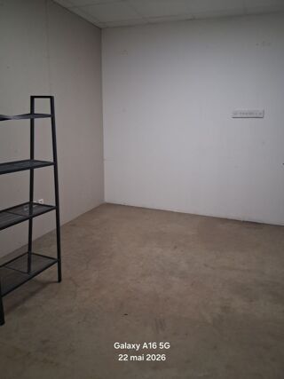  Atelier � louer 1 pi�ce 180 m�