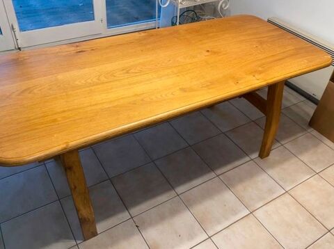 Table en bois fait mains 90 Saint-Mathieu-de-Tréviers (34)