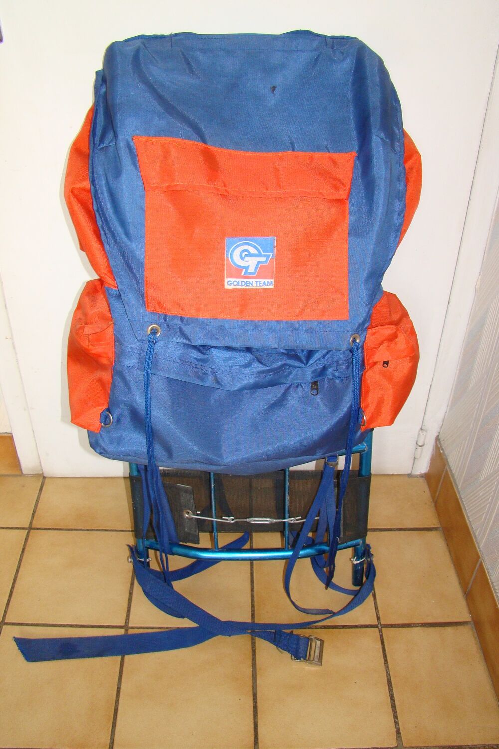 Sac &agrave; dos de randonn&eacute;e Golden Team vintage ann&eacute;es 1970 
Maroquinerie