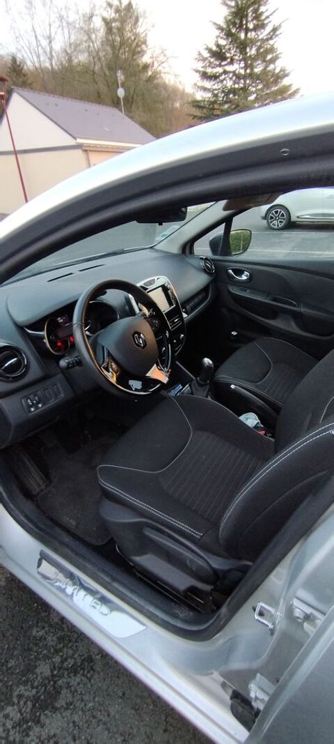 Renault clio iv TCe 90 Energy Initiale Paris