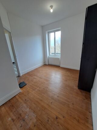  Appartement à louer 1 pièce 25 m²