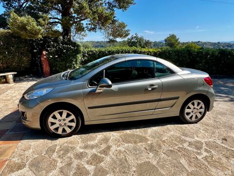 Peugeot 207 cc 1.6 VTi 120ch Roland Garros