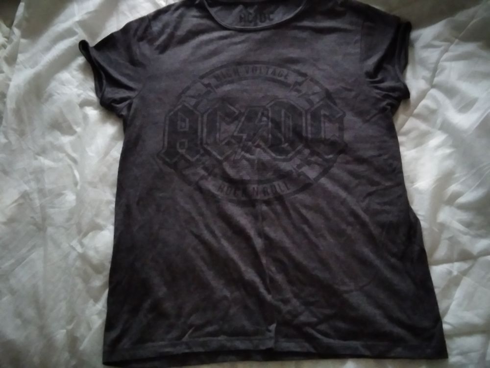 T-shirt femme Vêtements