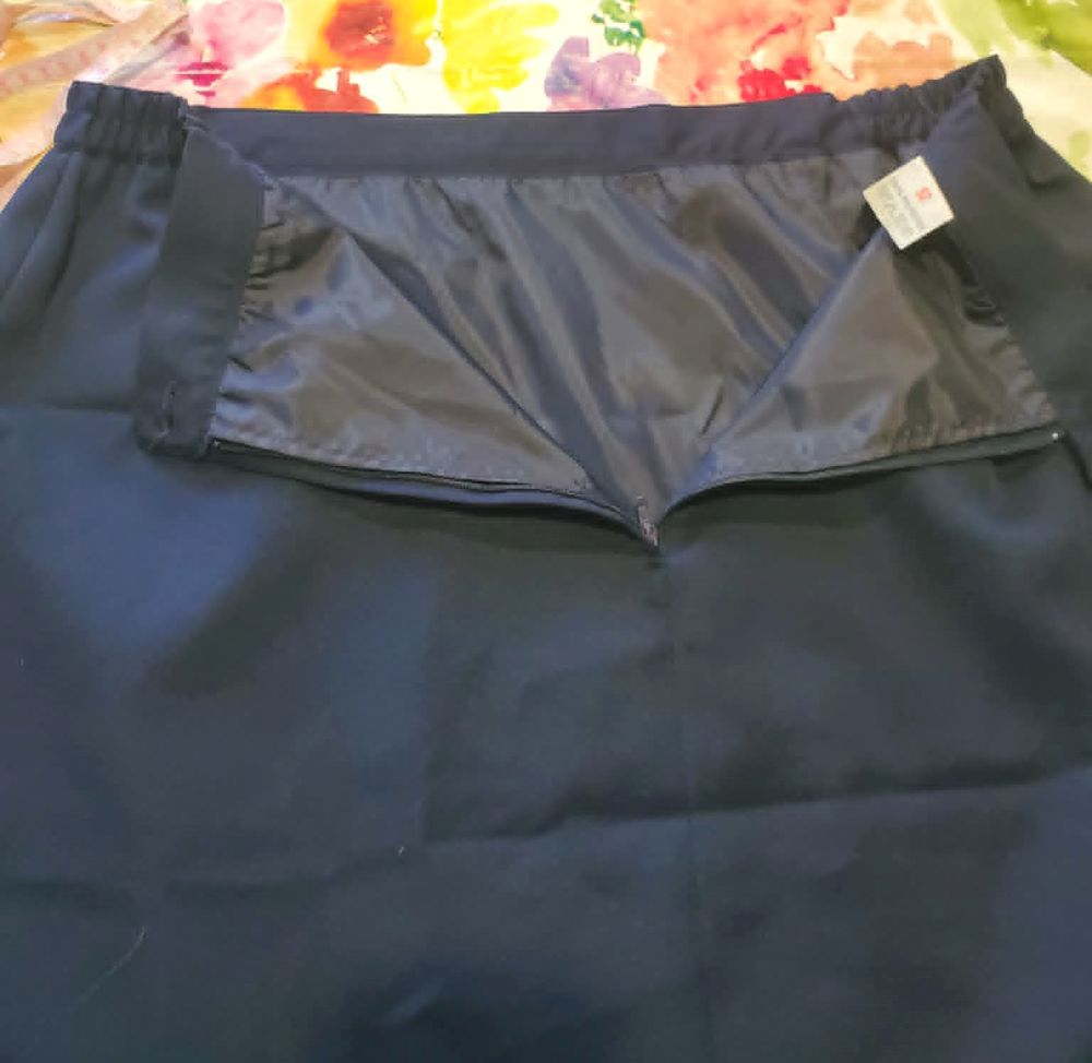 JUPE BLEU MARINE GAZOU T52 Vêtements
