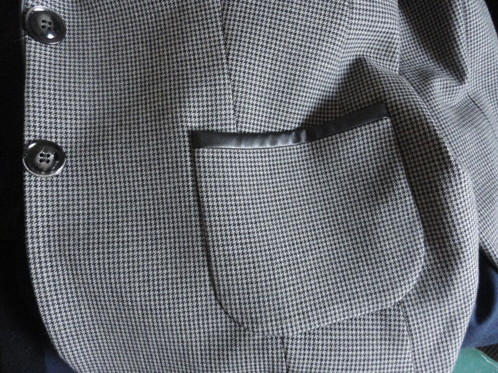 Veste tailleur
Vêtements