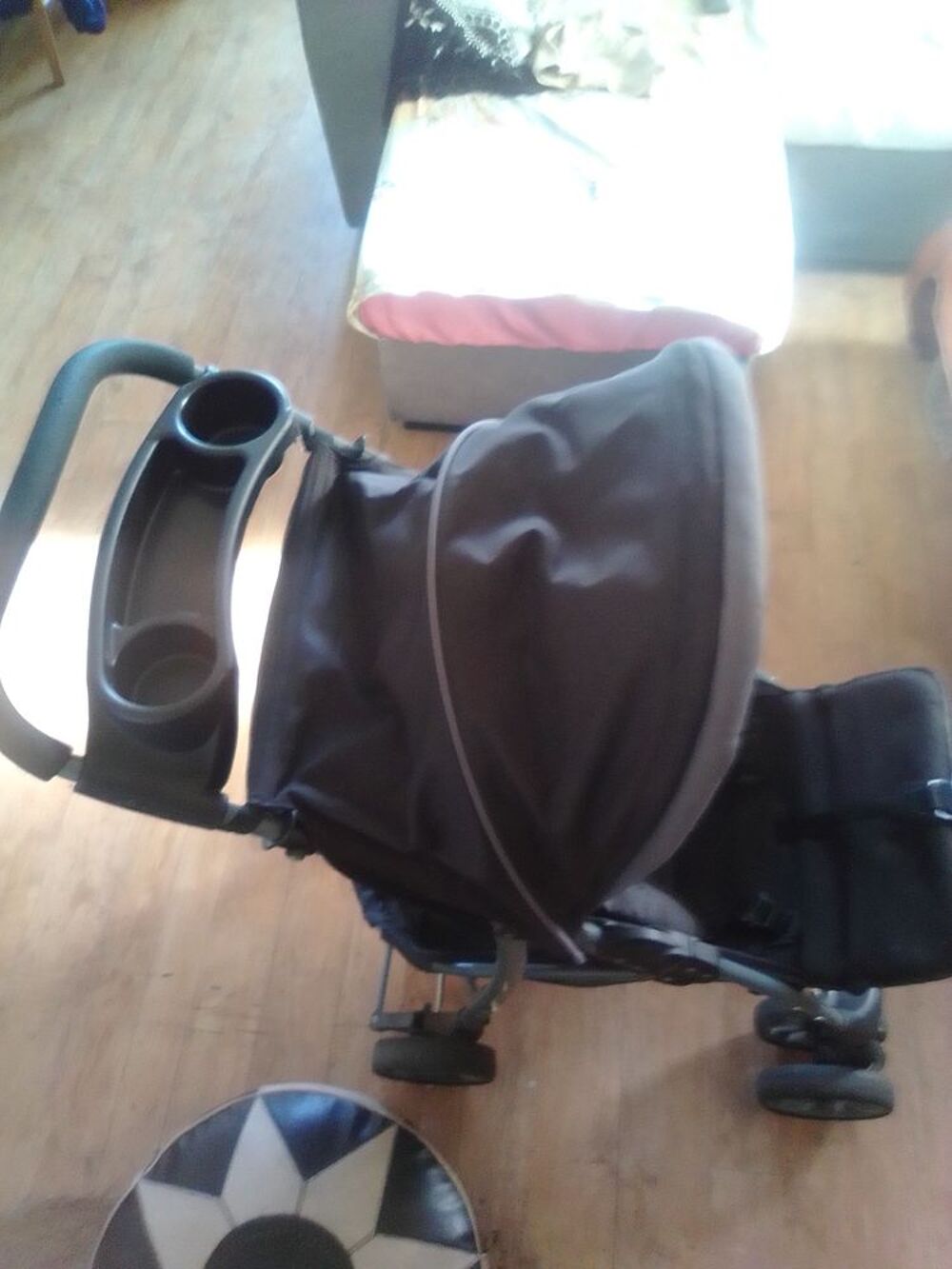 Poussette compacte TeamTex comme neuve Pu�riculture