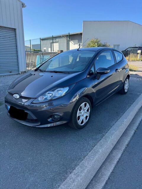 Ford fiesta 1.4 TDCI 70cv 4 cv fiscaux, moteur Peuge