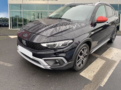 Fiat Tipo Cross 5 Portes 1.0 Firefly Turbo 100 ch S&S (RED) 2022 occasion Saint-Quentin 02100